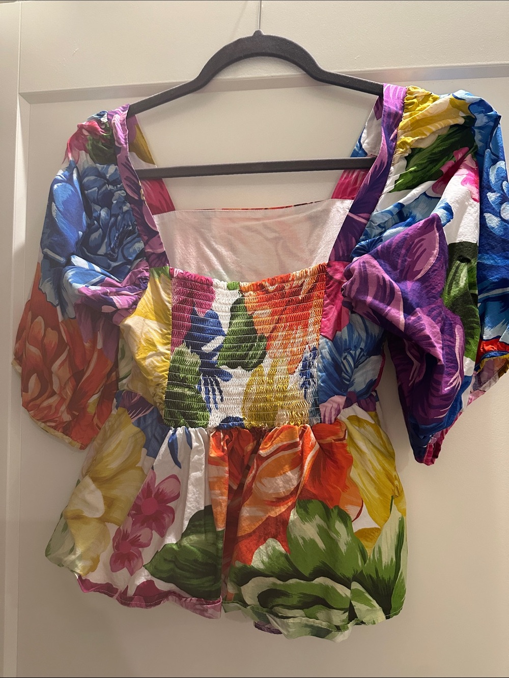 FARM Rio Bold Floral Puff-Sleeve Square Neck Top - Multicolor - Picture 3 of 3